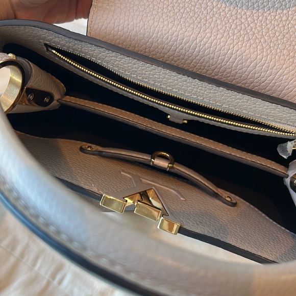 Louis Vuitton CAPUCINES BB bag - Picture 4 of 6